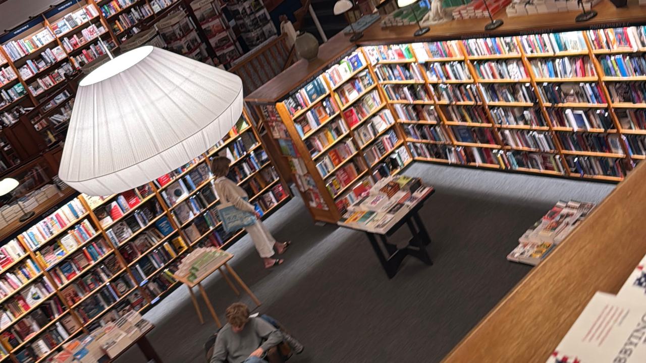 Blackwell’s Bookshop, un laberinto de libros en Oxford